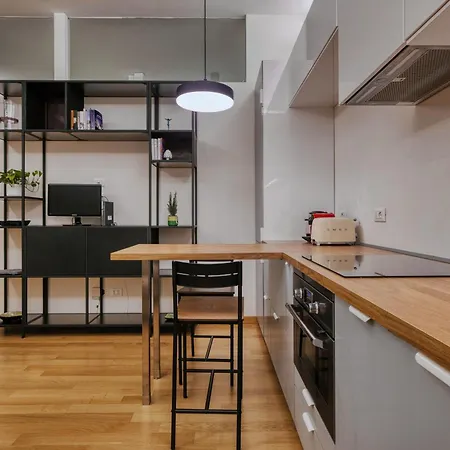 Apartamento Hostmate - - Farini's Charm - Isola Milán